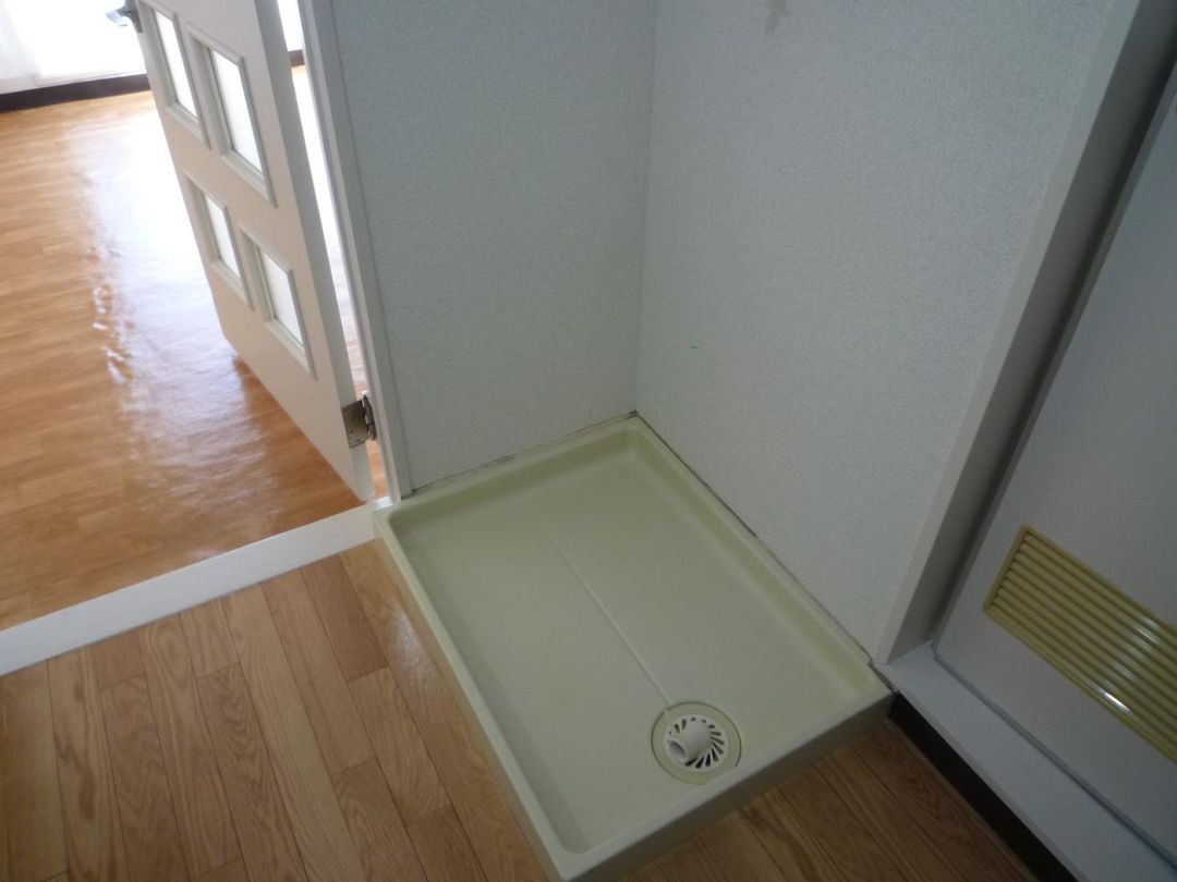 Student 1K Apartment for Rent Near Toyama University, Toyama - Thumbnail 2