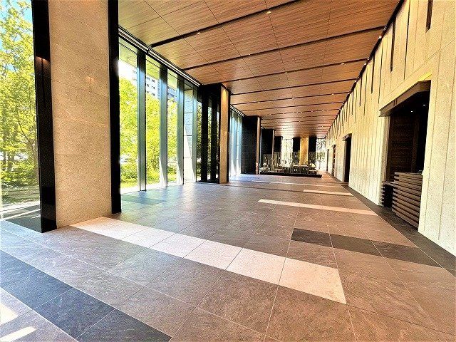 2LDK Apartment for Sale in Nishi Ward, Osaka - 76 sqm - Thumbnail 4