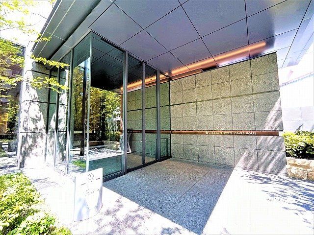 2LDK Apartment for Sale in Nishi Ward, Osaka - 76 sqm - Thumbnail 3