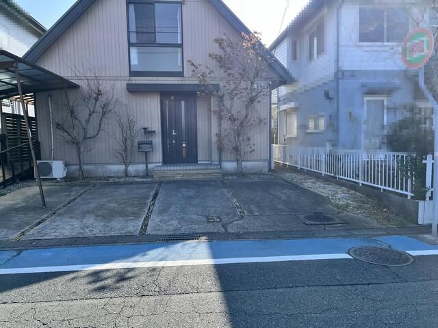 4LDK Detached House in Toyohashi with Open-Plan Living | 2002 Build - Thumbnail 4