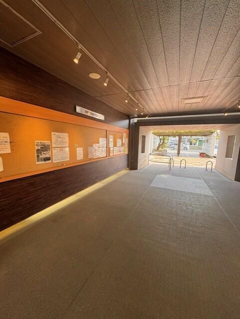 Renovated 3LDK Maisonette Apartment for Sale in Toyonaka, Osaka - Thumbnail 4