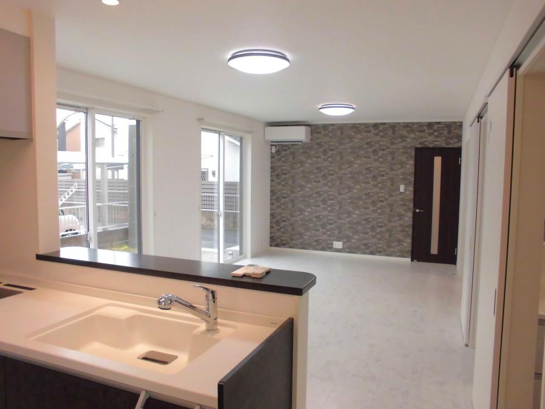 5LDK House for Sale in Kasuga-cho, Takamatsu, Kagawa - Thumbnail 3