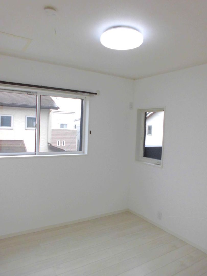 5LDK House for Sale in Kasuga-cho, Takamatsu, Kagawa - Thumbnail 4