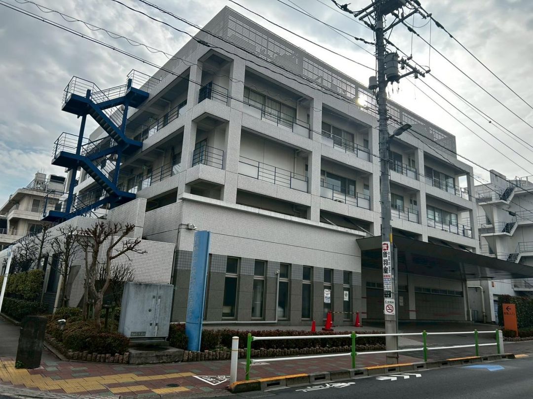 2LDK Apartment for Sale in Azusawa, Itabashi, Tokyo - Thumbnail 2