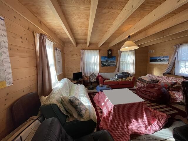 Log House for Sale in Nagano City - 2LDK, Good Condition - Thumbnail 3