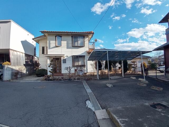 5DK Detached House with Garden in Ueda, Nagano for Sale - Thumbnail 2