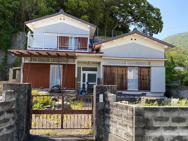 7DK Detached House for Sale in Saiki, Oita - Near Kariu Station - Thumbnail 3