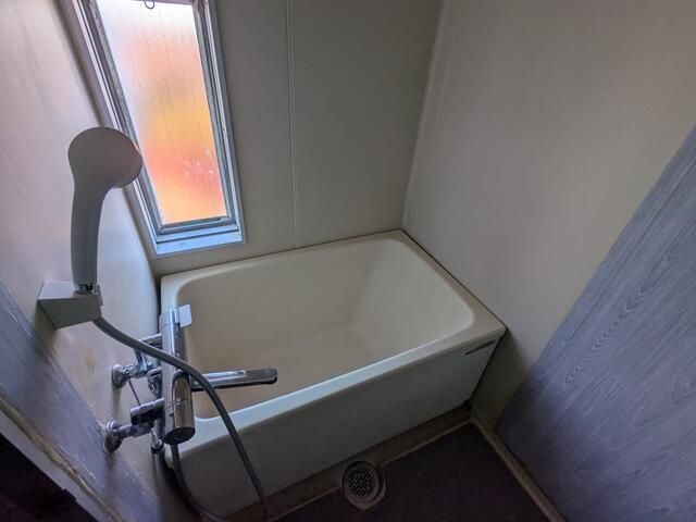 Spacious 4LDK Apartment for Sale in Hachioji, Tokyo - Thumbnail 4