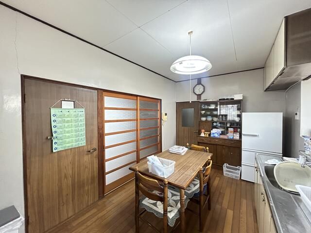 4DK Detached House for Sale in Handa, Aichi - 680万円 - Thumbnail 3