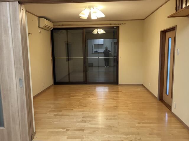 8LDK House with Garden for Sale in Nagoya's Nakagawa Ward - Thumbnail 4