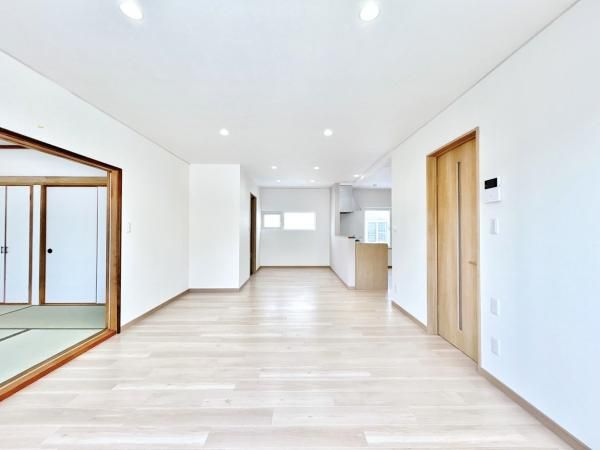 Renovated 4LDK House for Sale in Tomakomai, Hokkaido - Thumbnail 4