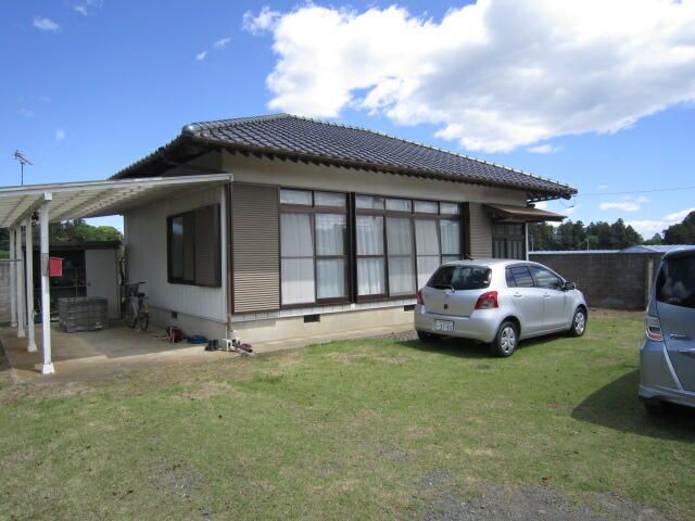 3K House with Land for Sale in Omitama, Ibaraki - Thumbnail 2