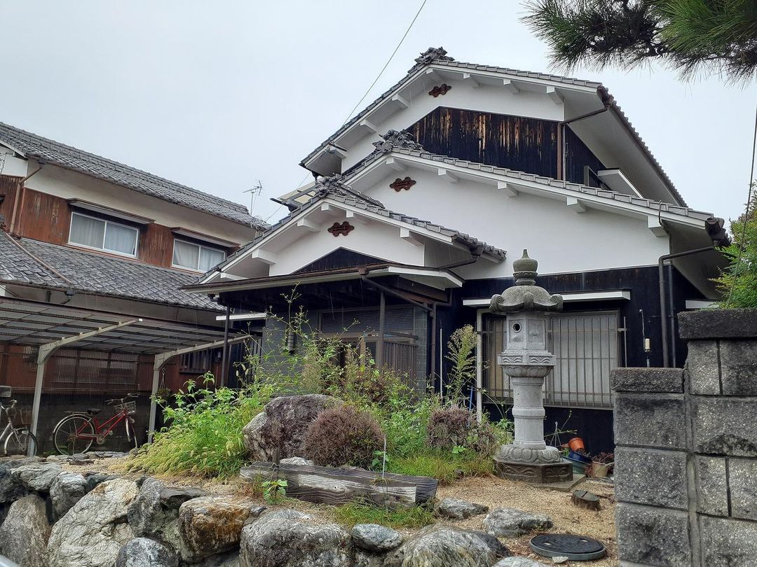 6DK Detached House for Sale in Matsuyama, Ehime - Thumbnail 2