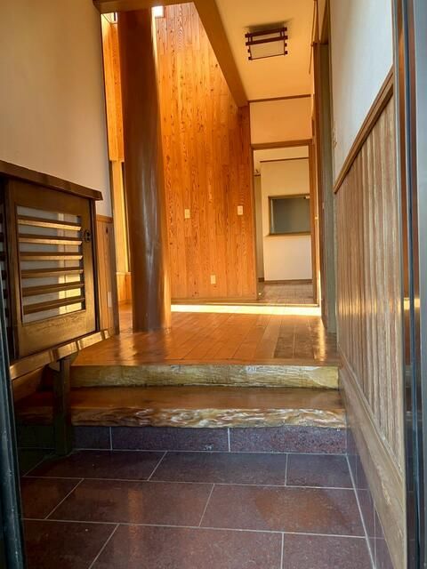 Used Detached House for Sale in Hitachinaka, Ibaraki - 4LDK - Thumbnail 2