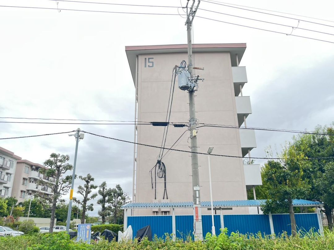 3DK Apartment for Rent in Hirakata, Osaka - Top Floor - Thumbnail 2