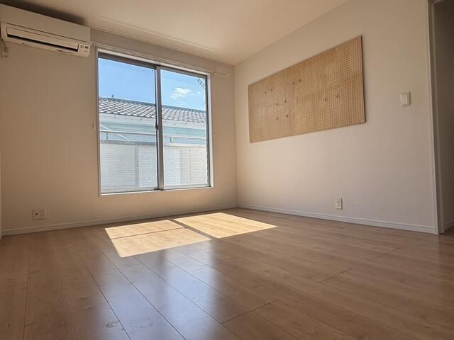 2018-Built 4LDK House in Ebina, 10 Min Walk to Station - Thumbnail 2