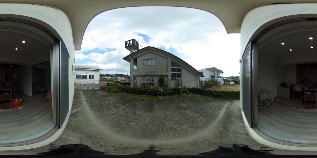 4LDK House for Sale in Nago, Okinawa with Beach Access - Thumbnail 2