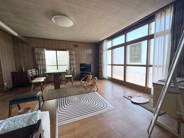 5LDK House for Sale in Otaru, Hokkaido - Quiet Neighborhood - Thumbnail 3