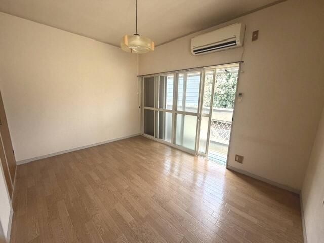1K Apartment for Rent in Tsurugashima, Saitama - 24,000 Yen - Thumbnail 3