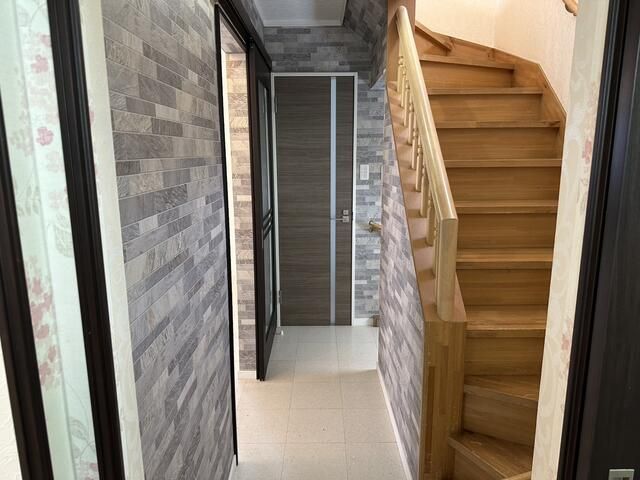 6LDK Terrace House with Island Kitchen for Sale in Sapporo - Thumbnail 2