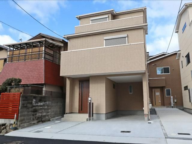 New 3LDK House for Sale in Takatsuki, Osaka - 115 sqm - Thumbnail 2