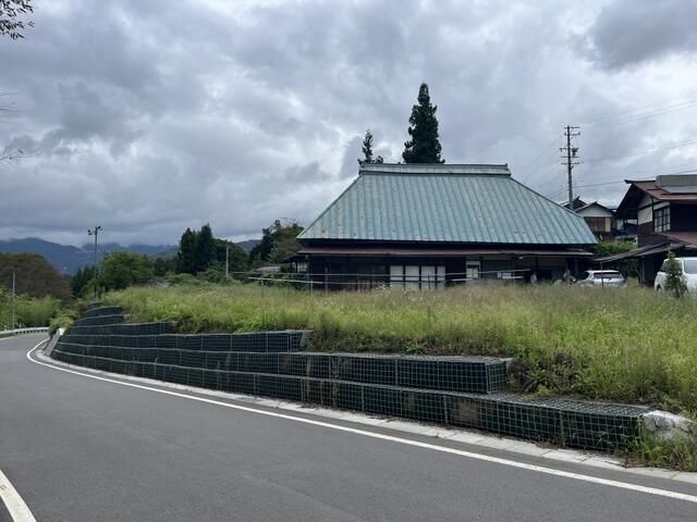 1950 3LDK House on 2635 sqm Mountain Land in Nagano - Thumbnail 2