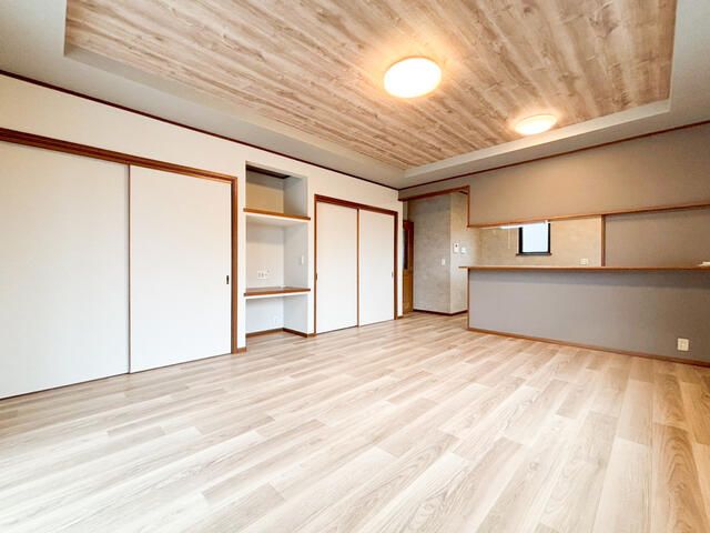Renovated 4LDK House with Large Garden in Shimotsuma, Ibaraki - Thumbnail 3