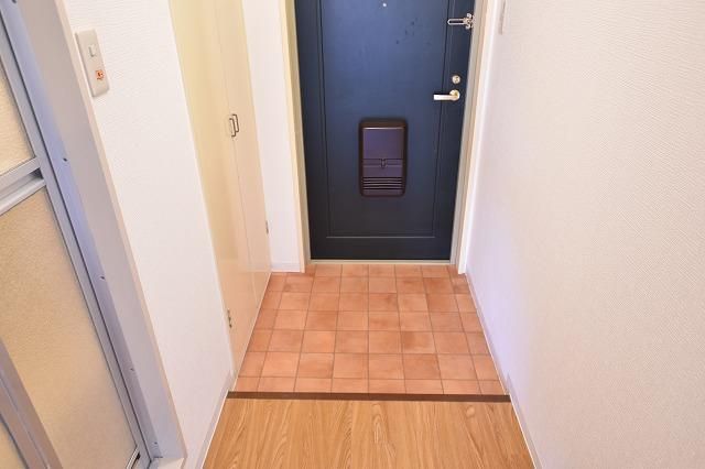 One-Room Apartment for Rent in Suita, Osaka - 3万円 - Thumbnail 3