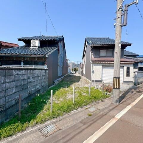Residential Land for Sale in Toyama City, Near Iwasenohama Station - Thumbnail 2