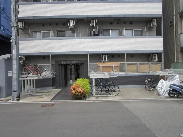 Pet-Friendly 1K Apartment for Sale in Higashinari, Osaka - Thumbnail 3