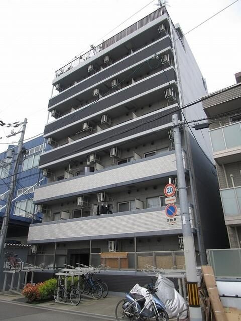 Pet-Friendly 1K Apartment for Sale in Higashinari, Osaka - Thumbnail 2