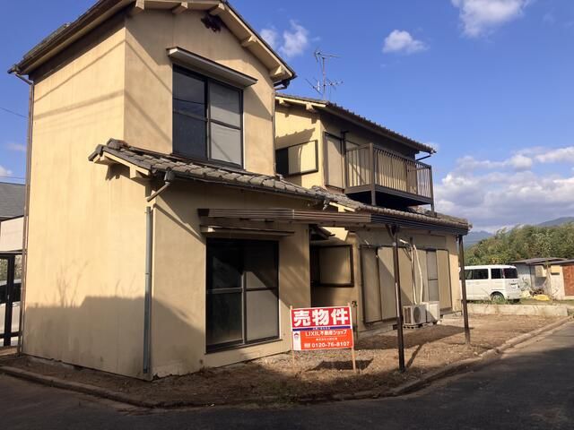 6DK Family House for Sale in Higashiō, Ehime - 180万円 - Thumbnail 2