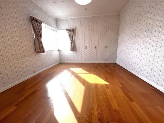 3LDK Apartment for Sale in Takatsuki, Osaka - Renovated 2023 - Thumbnail 3