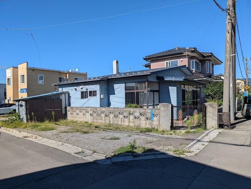 3LDK Corner Lot House for Sale Near Showa Onsen, Hakodate - Thumbnail 2