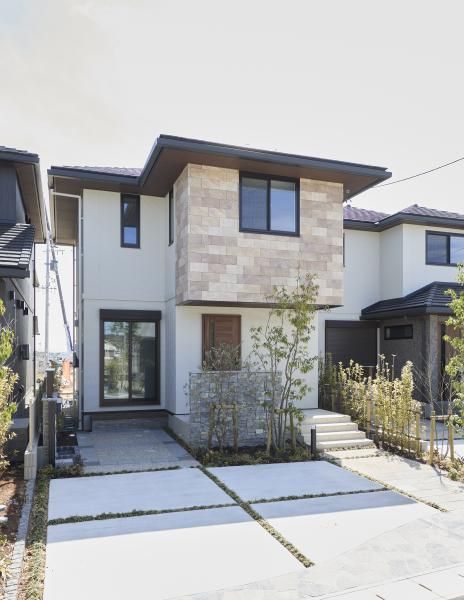 New 2025 3LDK House with Solar Power in Toyoake, Aichi - Image 1