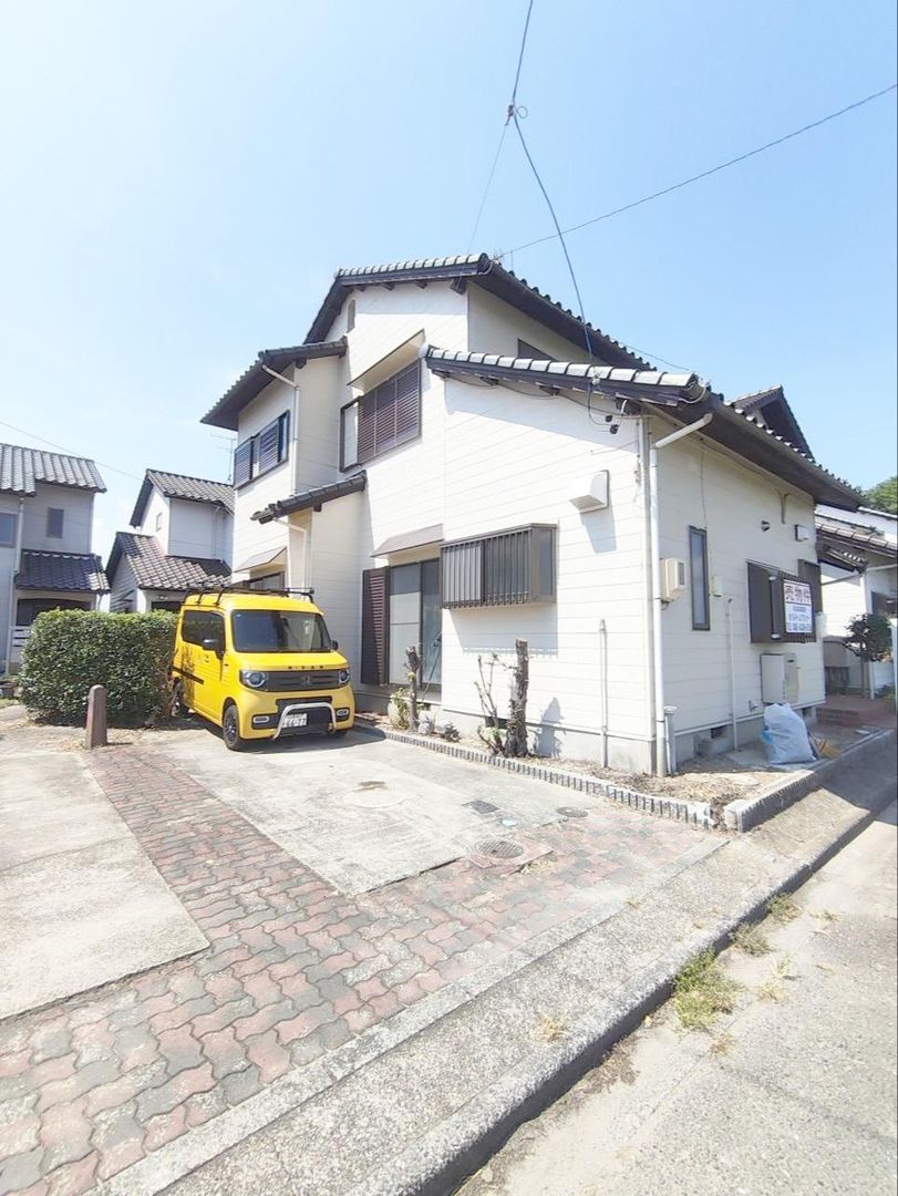 Renovated 3LDK House for Sale in Aisai City, Aichi - Thumbnail 2