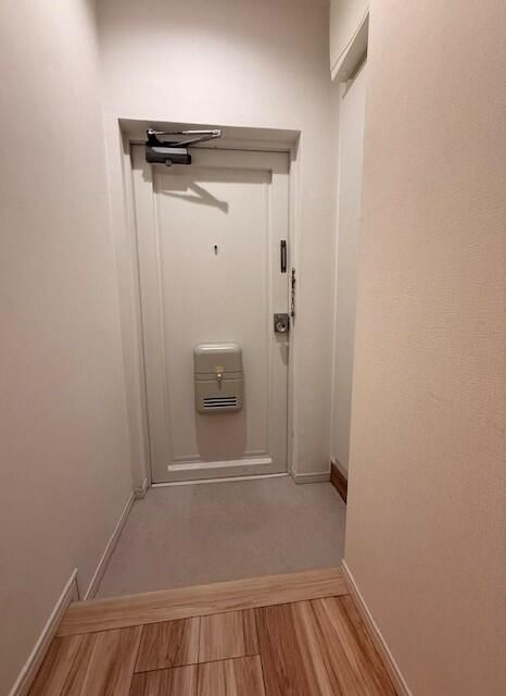 1LDK Apartment for Sale Near Mita Station, Minato, Tokyo - Thumbnail 4