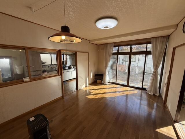 5SLDK Solar-Powered House for Sale in Ueda, Nagano - Thumbnail 3