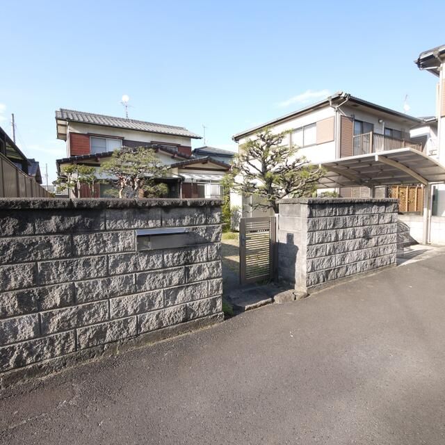 6DK House in Takamatsu, Kagawa – 265.89 sqm Land, Near Station - Thumbnail 2