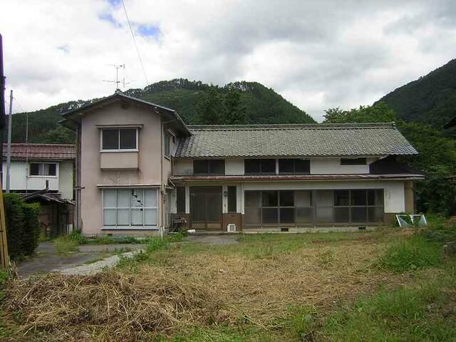 1868 Kominka with Silkworm Room & Garden for Sale in Ueda, Nagano - Thumbnail 2