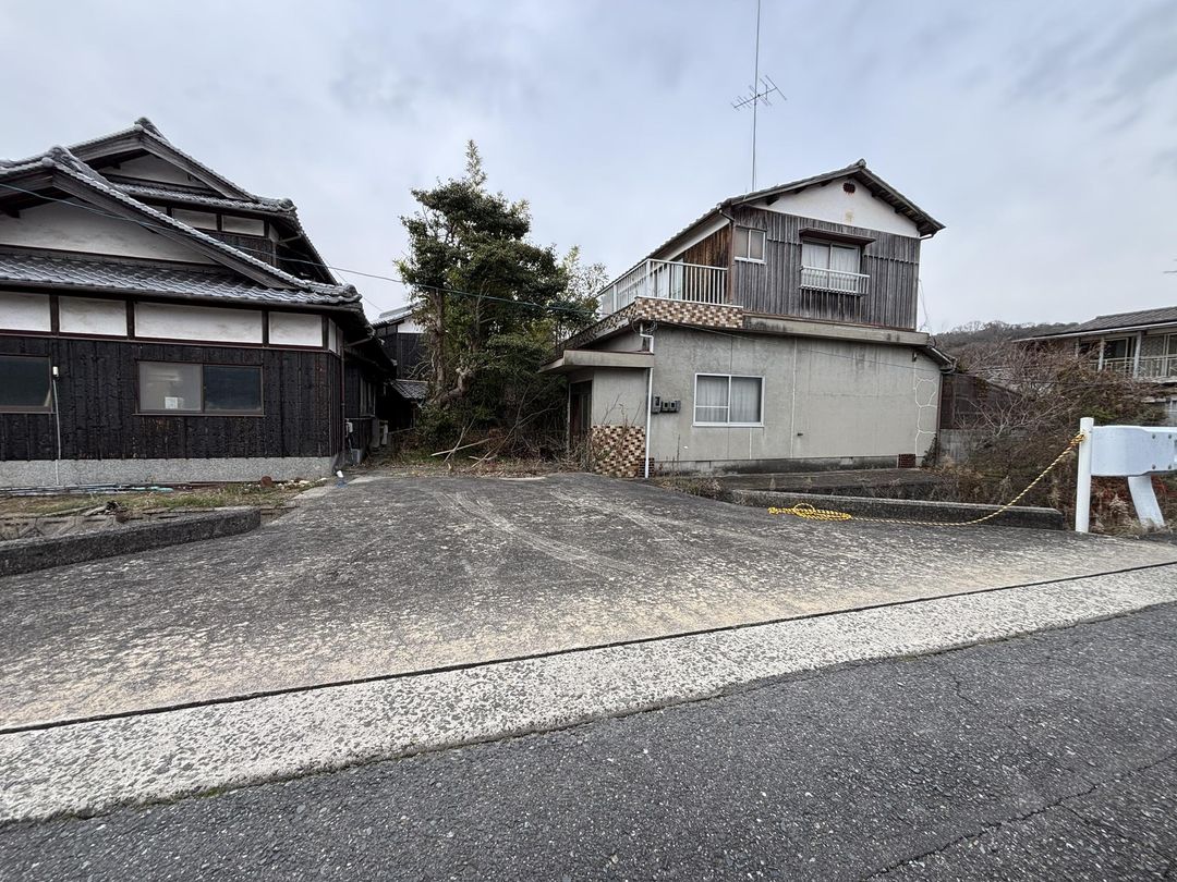 6K Wooden House with Warehouse in Setouchi City, Okayama - Thumbnail 4