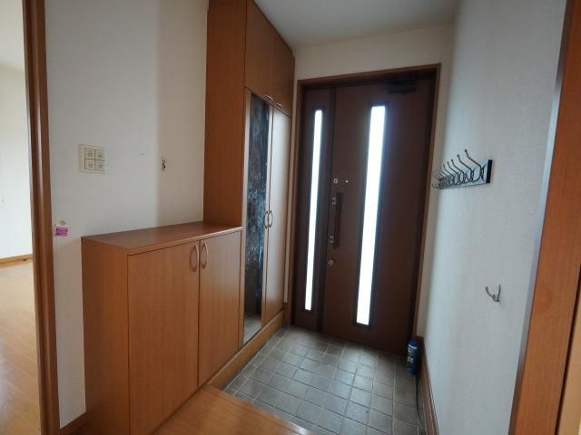 2003 Daiwa House 4SLDK with Solar Power in Toyohashi - Thumbnail 2