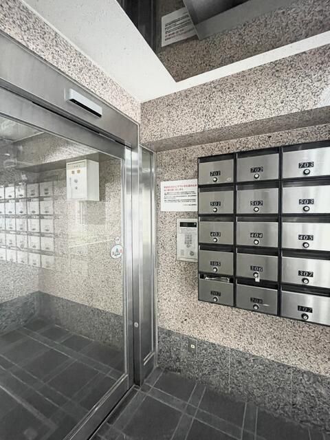 1K Apartment for Sale in Ota, Tokyo - Hightown Omori - Thumbnail 3