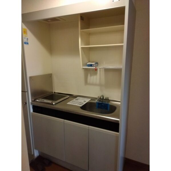1K Apartment for Rent in Kumamoto Chuo Ward Near Suizenji Station - Thumbnail 3