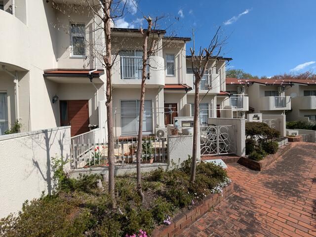 Spacious 3LDK Maisonette Apartment for Sale in Hachioji, Tokyo - Thumbnail 2