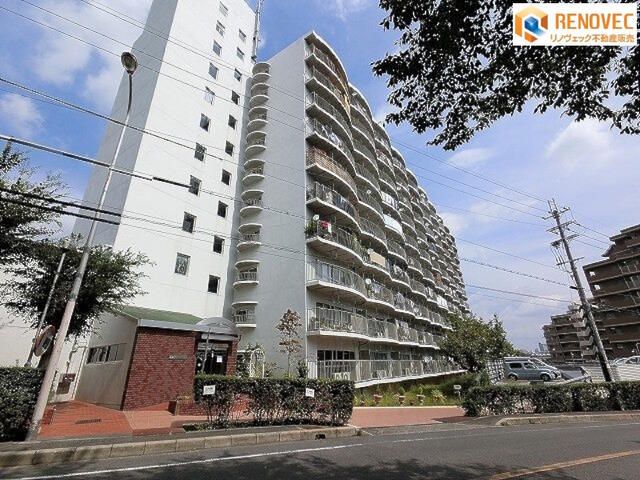 3LDK Apartment for Sale in Sakai, Osaka - Near Toga Mikita Station - Image 1