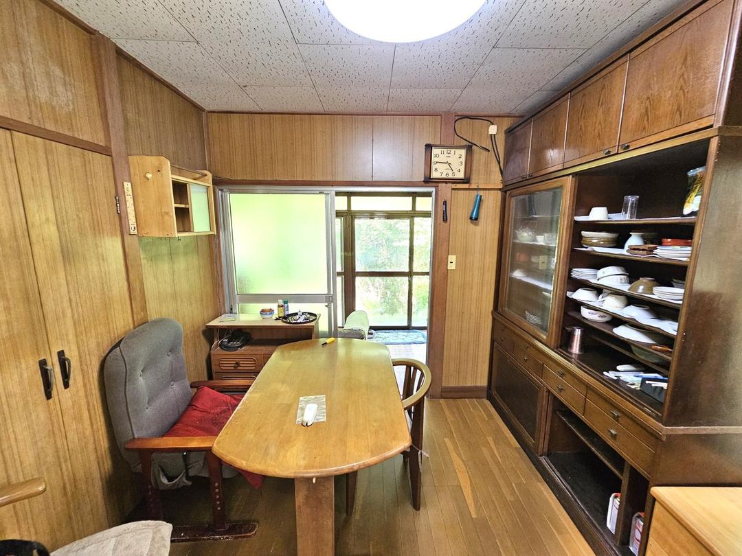 1975 2LDK Wooden House for Sale in Ito, Shizuoka - Thumbnail 4