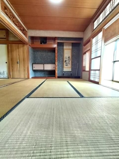 4DK Single-Story House with Storage Shed for Sale in Ainan, Ehime - Thumbnail 2