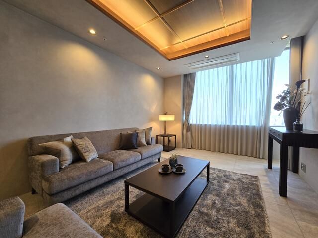 Grand Front Osaka 2LDK Designer Apartment for Sale - Thumbnail 4