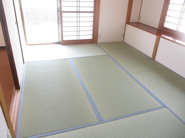 Renovated 5LDK Detached House for Sale in Kasama, Ibaraki - Thumbnail 3